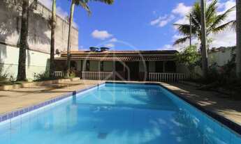 Imagem: Bairro Aeroporto / Casa com ótima área