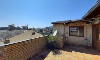 Imagem 3: Casa para Venda - 274m², 3 dormitórios, sendo 1 suites, 3 vagas - Guarujá, Porto Alegre