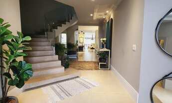 Imagem 2: Casa mobiliada para locação em condomínio - Administração Real Brokers