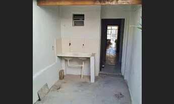 Imagem 6: Aluga-se uma kitnet no térreo na Vila Brasília