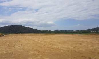 Imagem: Terreno Logístico Industrial em Joinville