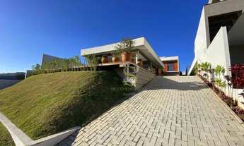 Imagem 3: Casa de Alto Padrão à venda em Condomínio Fechado em Atibaia/SP