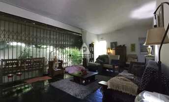 Imagem 5: Casa de Luxo em Condomínio Fechado no Grajaú com Piscina, Pub e 3 Quartos Amplos