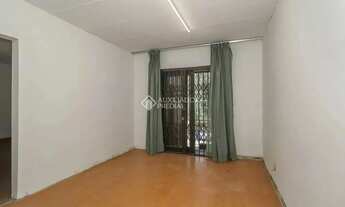 Imagem 6: Casa 300 m² para locação ? 3 dormitórios (1 suíte) ? 4 vagas ? Porto Alegre