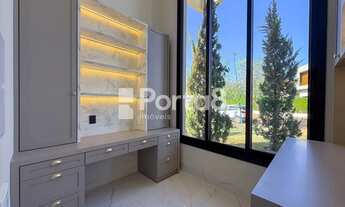 Imagem 4: Sobrado Neoclássico no Quinta do Golfe Jardins - Elegância e Sofisticação em Cada Detalhe