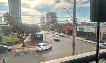 Imagem 10: 129 metros com Localização Privilegiada 4/4 com 2 suítes, no coração do Jundiaí - Anápolis