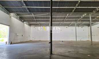 Imagem 6: Galpão com amplo pátio para estacionamento