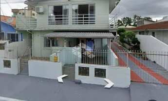 Imagem: Terreno com 4 Apartamentos à Venda, Todos