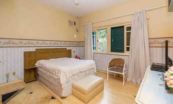 Imagem 7: Casa para venda em Alto de Pinheiros com 4 quartos, sendo 2 suítes , 198m²