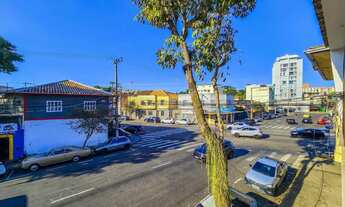 Imagem 3: Casa com duas áreas externas no Mariano Procópio para venda