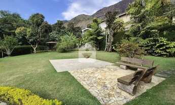 Imagem 6: Conforto e privacidade em meio à natureza pertinho do centro histórico!