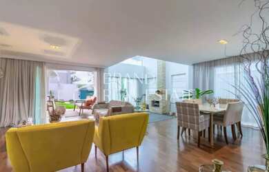 Imagem 5: Casa a venda de 365,00m² útil, com 3 quartos e 2 vagas