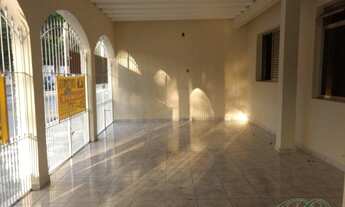 Imagem 2: Casa para alugar com 3 dormitórios em , cod:23682