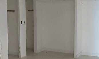 Imagem 2: 2 lojas conjugadas no Shopping Laranjeiras