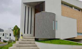 Imagem 2: RRCOD3392 - Casa CONDOMINIO VILLA SOLAIA RESIDENCIAL - 675Mts - 04Dorms - 04 Vagas - OPORT