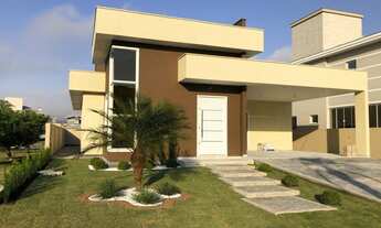 Imagem 1: Casa alto padrão Térrea localizada em condômino