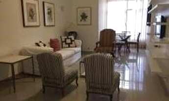 Imagem 1: Apartamento para venda possui 120 metros quadrados com 3 quartos, reformado em frente ao m