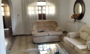 Imagem 4: ALUGA ÓTIMA CASA PARA FINS COMERCIAL