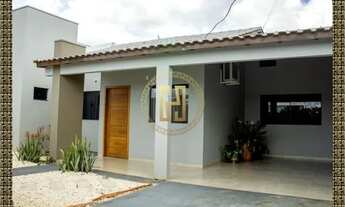 Imagem: Casa à venda com 2 quartos sendo 2 suítes