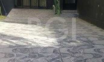 Imagem 2: Casa para Venda - 104m², 3 dormitórios, 4 vagas - Menino Deus