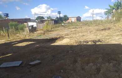 Imagem 4: Vendo Lote com casa pela metade valor 28 mil