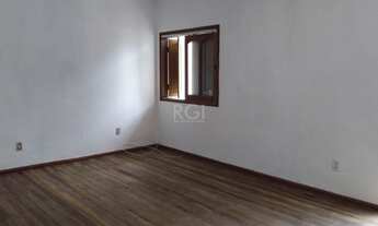 Imagem 3: Casa para Venda - 200m², 3 dormitórios, sendo 1 suites, 2 vagas - Medianeira, Porto Alegre