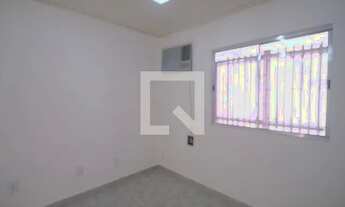 Imagem: Casa para Aluguel - Pinheirinho, 2 Quartos