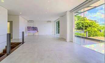 Imagem 3: Casa 4 Suítes no Condomínio Ubá Independência em Pendotiba