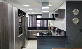 Imagem: Sobrado, NÃO GEMINADO, terreno 5x27, 170