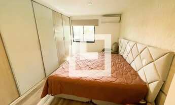 Imagem 6: RECREIO - FRENTE - VARANDÃO COM CORTINA DE VIDRO - SALÃO 3 AMBIENTES - MOBILIADO - 117M²