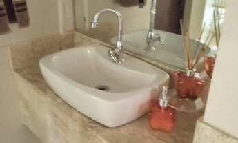 Imagem 3: ALUGA ÓTIMA CASA PARA FINS COMERCIAL