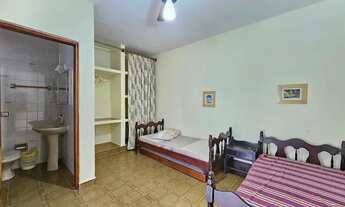 Imagem 4: Casa a venda em peruibe com 5 quartos sendo 3 suites com piscina prox a praia