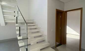 Imagem 3: Sobrado Disponível Terras Alphaville com 4 suítes