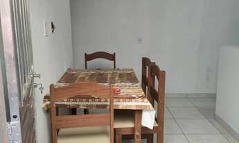 Imagem: Quarto sala cozinha e banheiro em praia