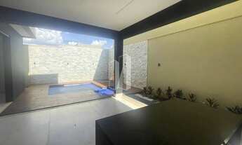 Imagem 6: Jardins França Sobrado de Alto Padrão com Piscina e Suíte Master de 51m²