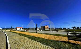 Imagem: Lote de 245m², Lazer Completo e Mais no