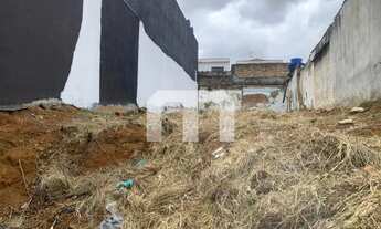 Imagem: OPORTUNIDADE ! Terreno a venda com 253 m²