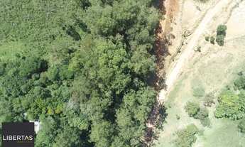 Imagem 5: Area comercial proximo a BR