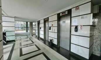 Imagem 7: Sala comercial - Funcionários Sala comercial moderna localizada em um dos prédios mais cha