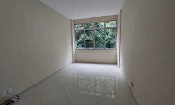 Imagem: Apto Centro, amplo, sol, reformadíssimo