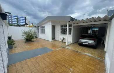 Imagem 3: Conjunto Manauense em frente ao CEMON - 5 quartos