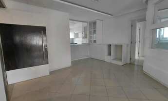 Imagem 2: Ed Santorini - uma quadra da praca Batista Campos - Andar alto - Nascente