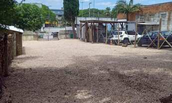 Imagem 2: Terreno em frente a praça da Santa Isabel