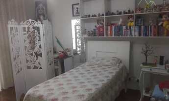 Imagem 7: Casa com piscina