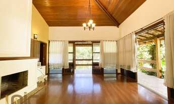 Imagem 4: Casa com 3 dormitórios à venda, 129 m² por R$ 780.000,00 - Albuquerque - Teresópolis/RJ