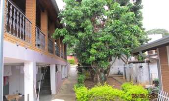 Imagem 4: Chácara para venda possui 302 metros quadrados com 3 quartos