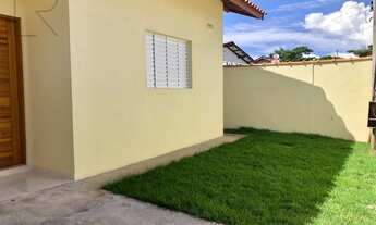 Imagem 2: Casa para venda possui 60 metros quadrados com 2 quartos em Indaiá - Bertioga - SP