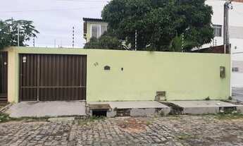 Imagem 6: Alugo casa c 05 quartos na Aruana