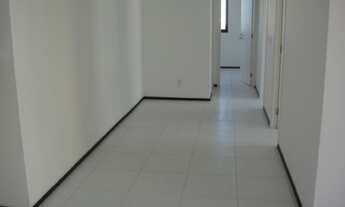 Imagem 3: Apartamento para aluguel possui 75 metros quadrados com 3 quartos em Calhau - São Luís - M