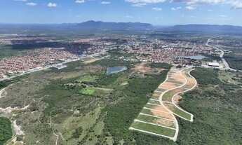 Imagem 3: AR - Jardins de Soure as margens da ce090,frente ao Atacadão da Caucaia